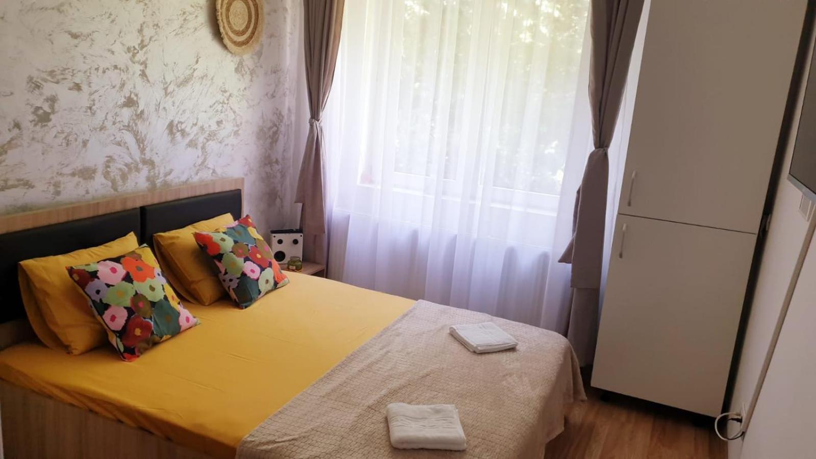 Apartamento Garsoniera Ioana Sinaia Exterior foto